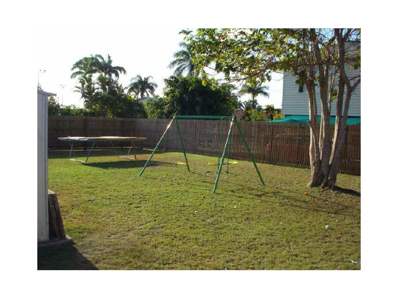 11 Clint Street, Kelso QLD 4815