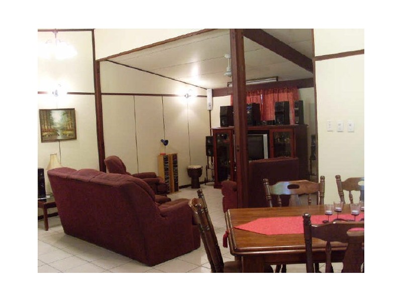 4 Rosemary Street, Kelso QLD 4815