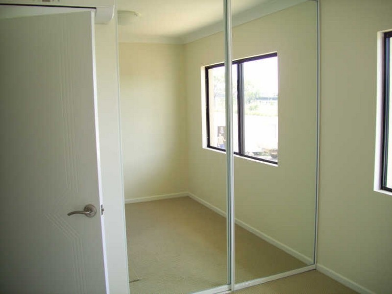 Units Angus Smith Drive, Douglas QLD 4814