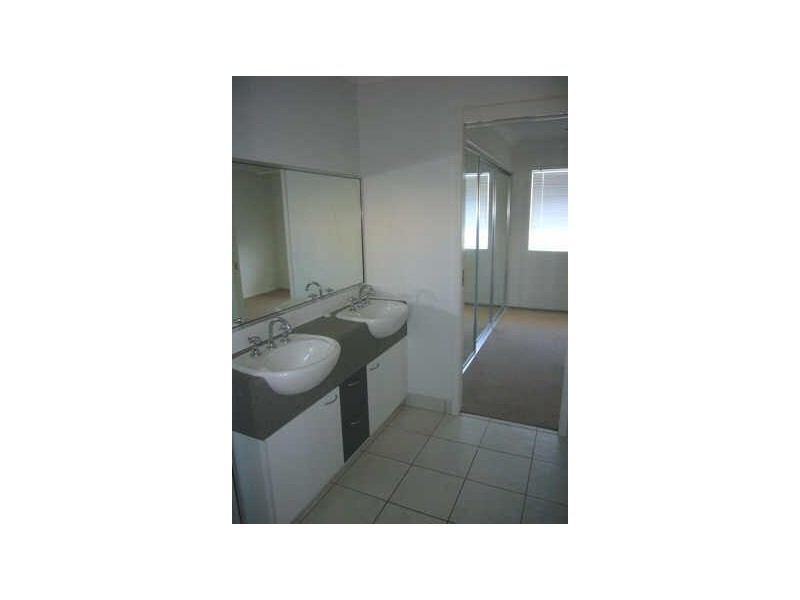 6 Dashwood Court, Kirwan QLD 4817