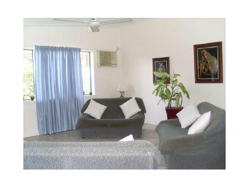 11 O’Callaghan Street, Heatley QLD 4814