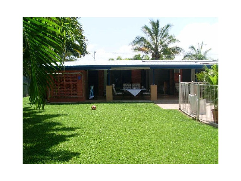 11 O’Callaghan Street, Heatley QLD 4814