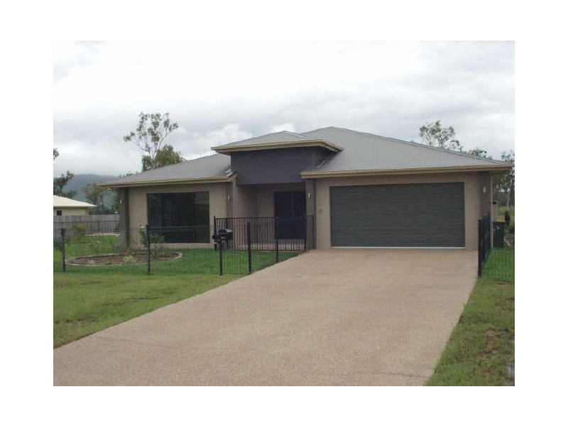 39 Dartmoor Drive, Kelso QLD 4815