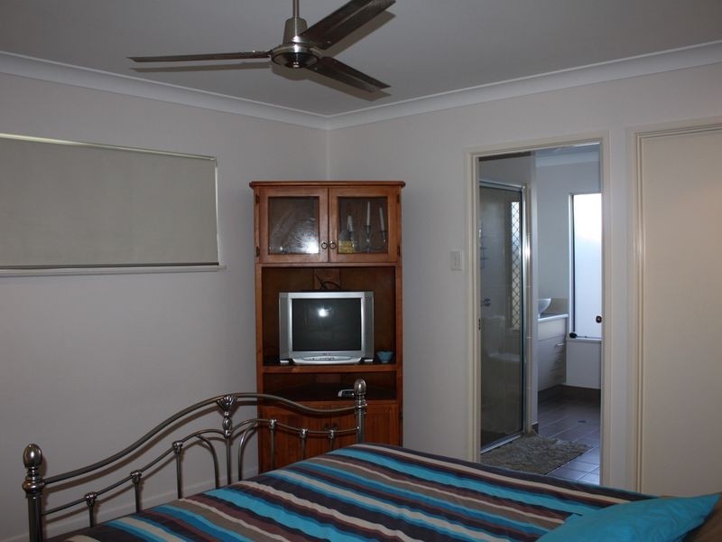 27 Woodwark Drive, Bushland Beach QLD 4818