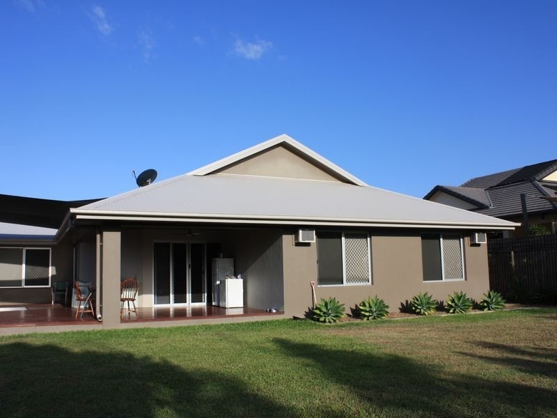 27 Woodwark Drive, Bushland Beach QLD 4818