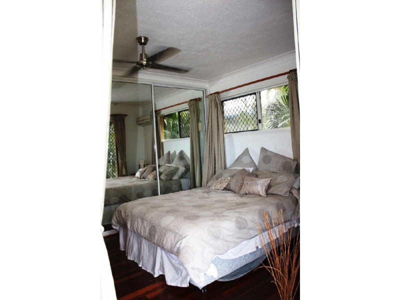 50 Waterview Drive, Bushland Beach QLD 4818