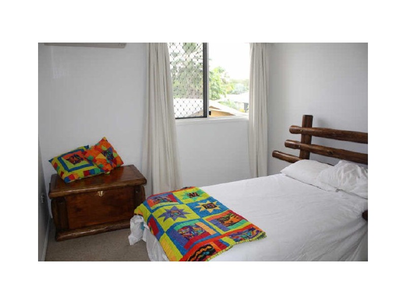 50 Waterview Drive, Bushland Beach QLD 4818