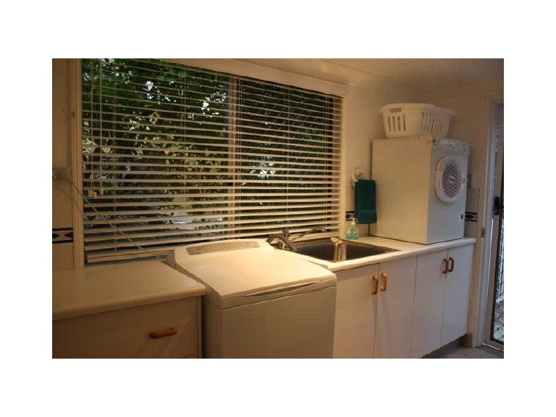 50 Waterview Drive, Bushland Beach QLD 4818