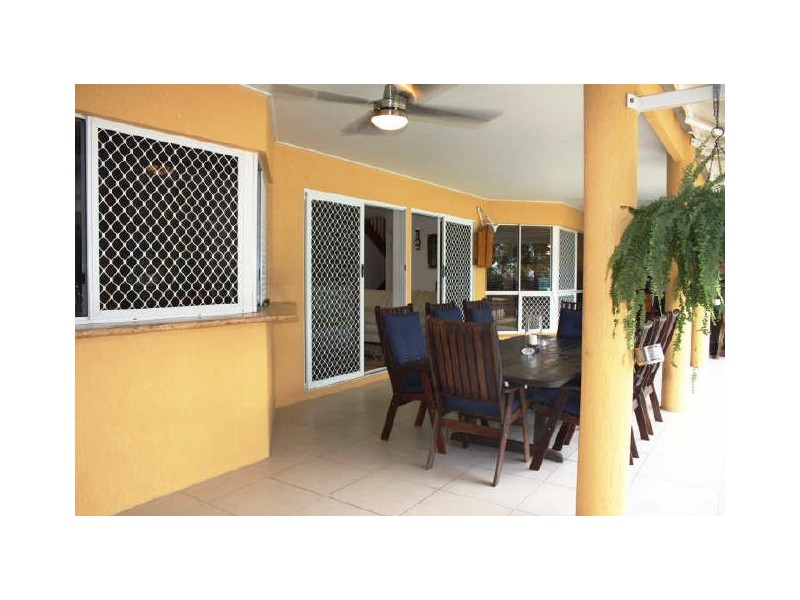 50 Waterview Drive, Bushland Beach QLD 4818