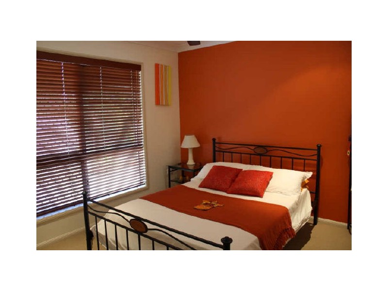 17 Livistonia Close, Bushland Beach QLD 4818