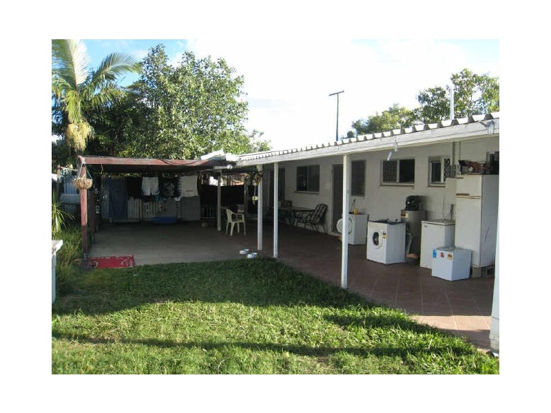 2 Rebecca Court, Rasmussen QLD 4815