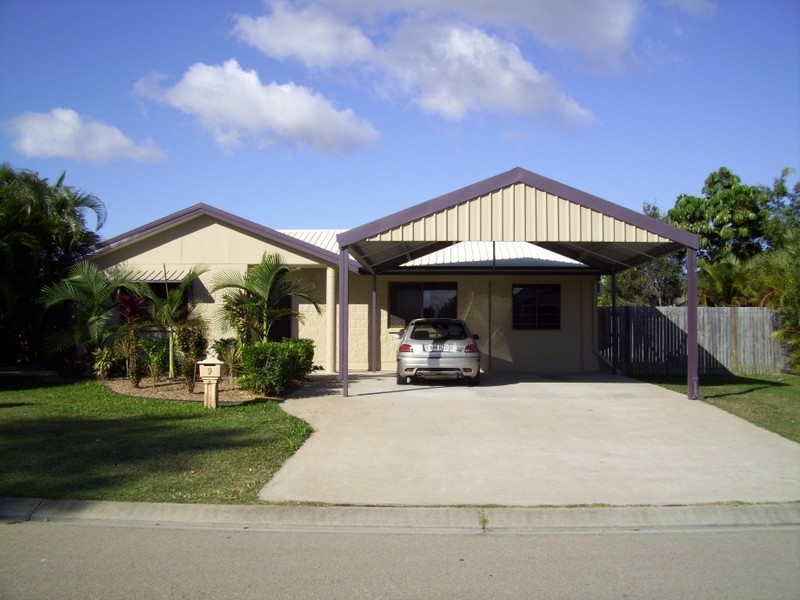 9 Kinnardy Street, Burdell QLD 4818
