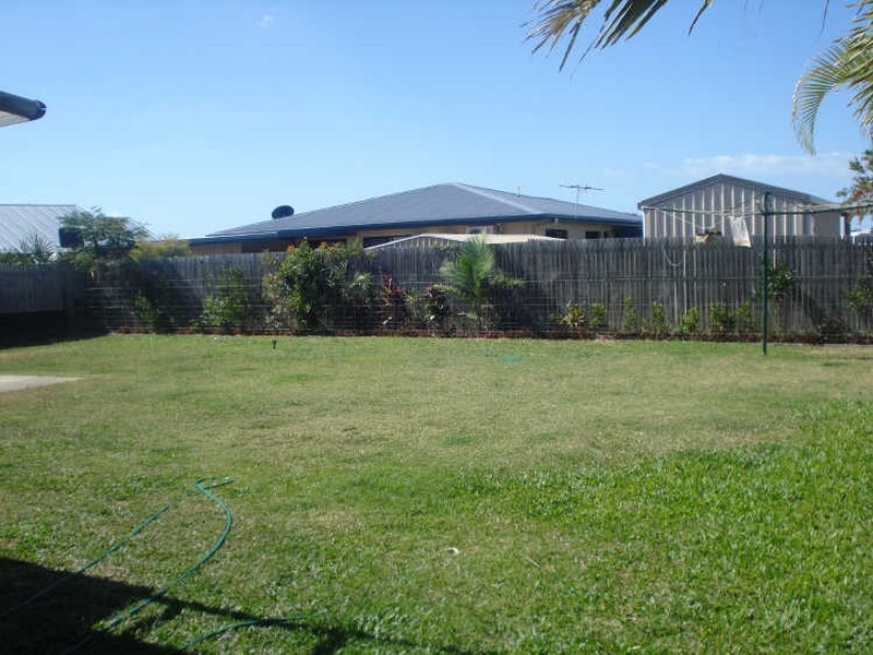 9 Kinnardy Street, Burdell QLD 4818