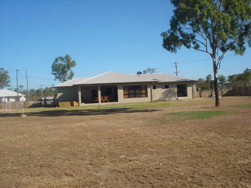 1 Blackstar Place, Black River QLD 4818