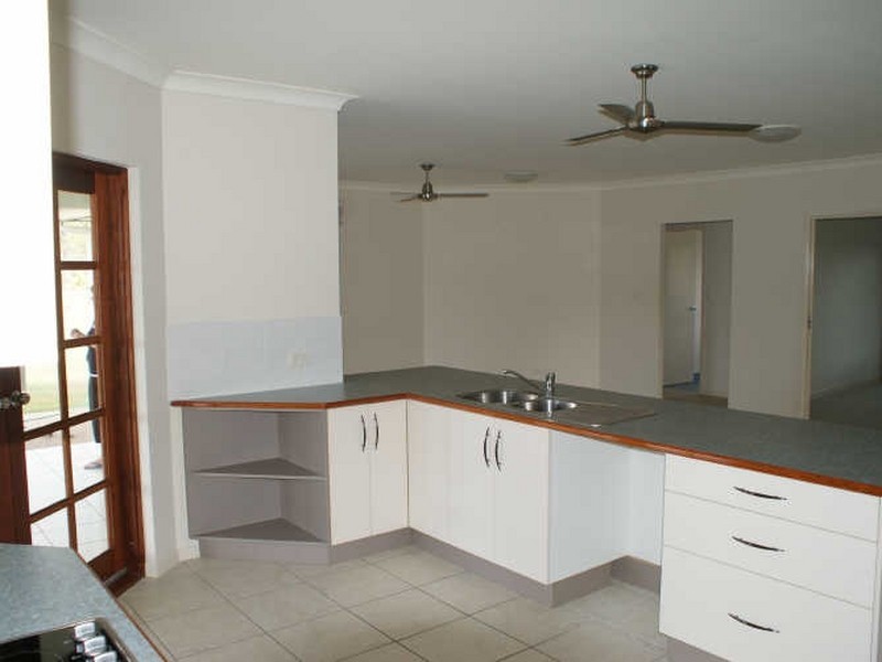 28 Tennessee Way, Kelso QLD 4815