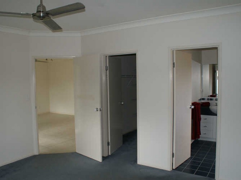 28 Tennessee Way, Kelso QLD 4815