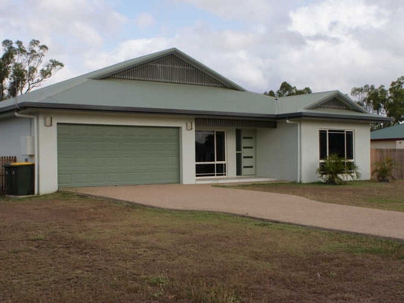 28 Tennessee Way, Kelso QLD 4815