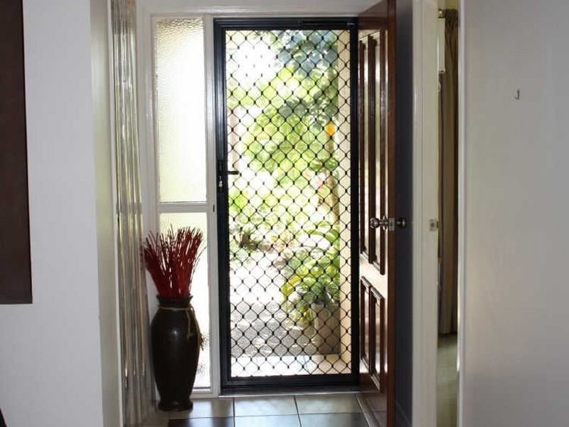 3 Okeover Court, Kirwan QLD 4817