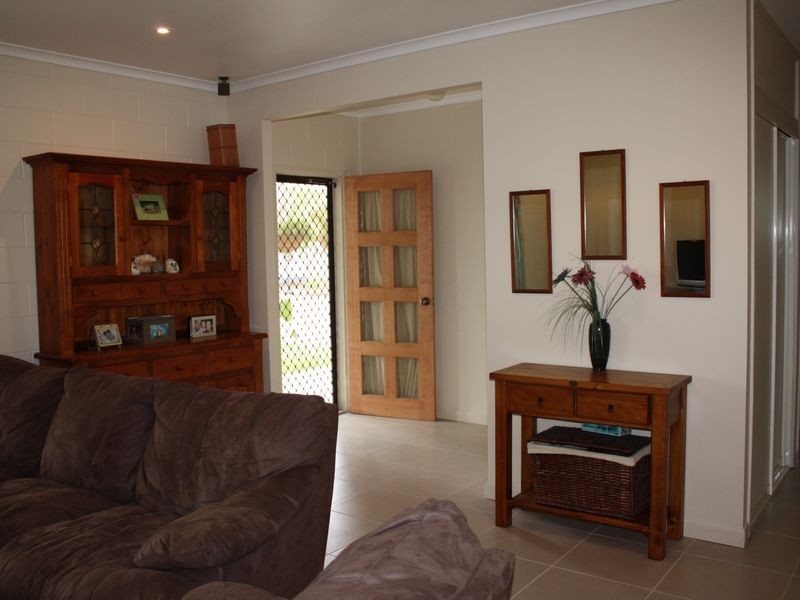 11 Mawson Street, Bluewater QLD 4818