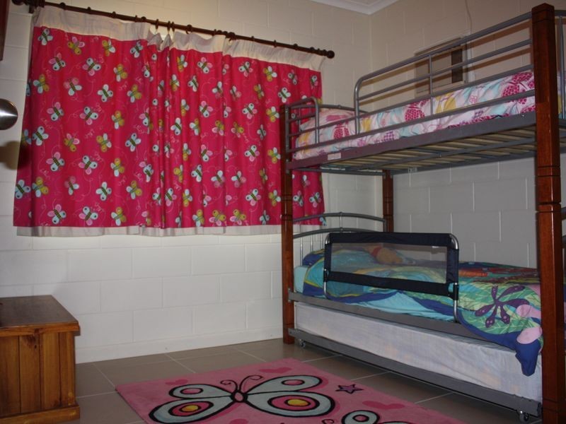 11 Mawson Street, Bluewater QLD 4818