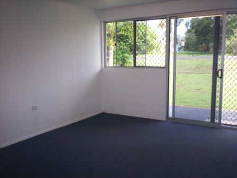 25 Esplanade, Toolakea QLD 4818