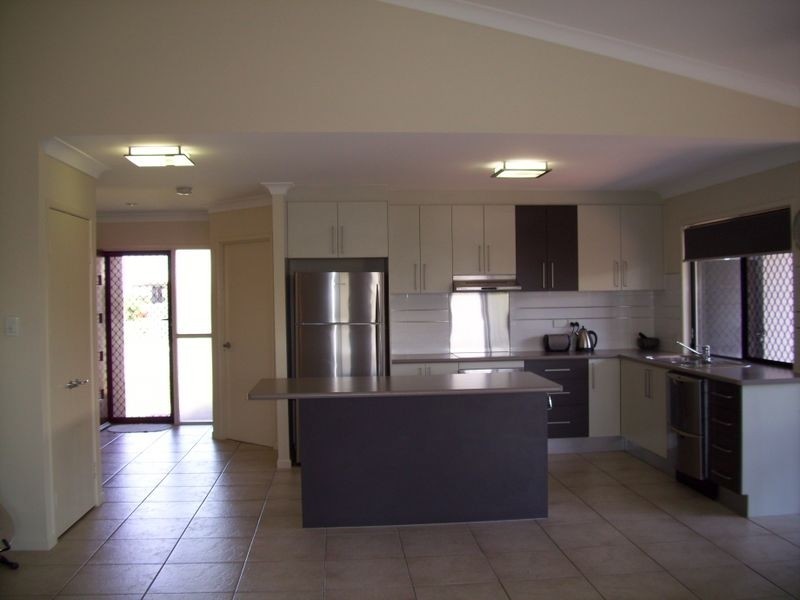 25 Aird Avenue, Kirwan QLD 4817