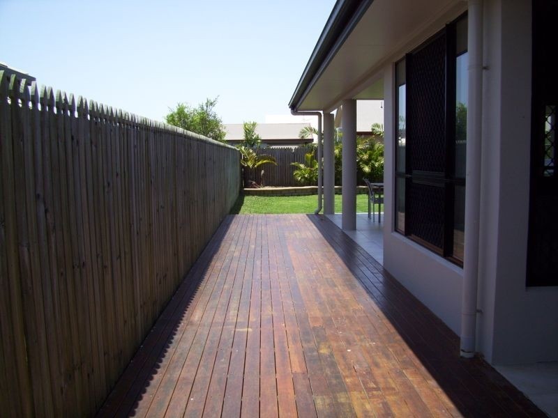 25 Aird Avenue, Kirwan QLD 4817