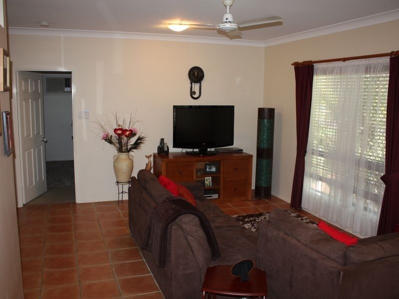 2 Lakewood Avenue, Kirwan QLD 4817