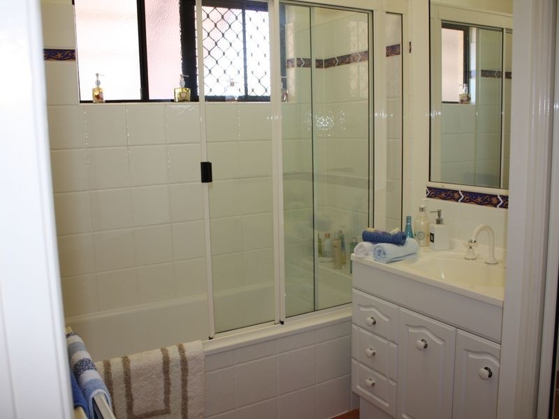 2 Lakewood Avenue, Kirwan QLD 4817