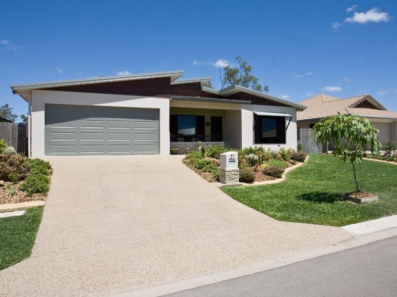 37 Mannikin Way, Bohle Plains QLD 4817