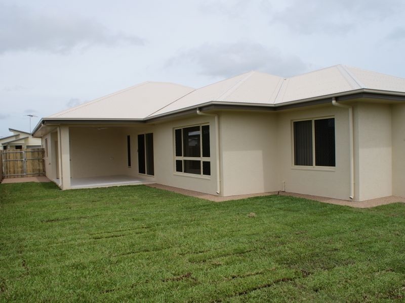 5 Yamacutta Ct North Shore, Burdell QLD 4818