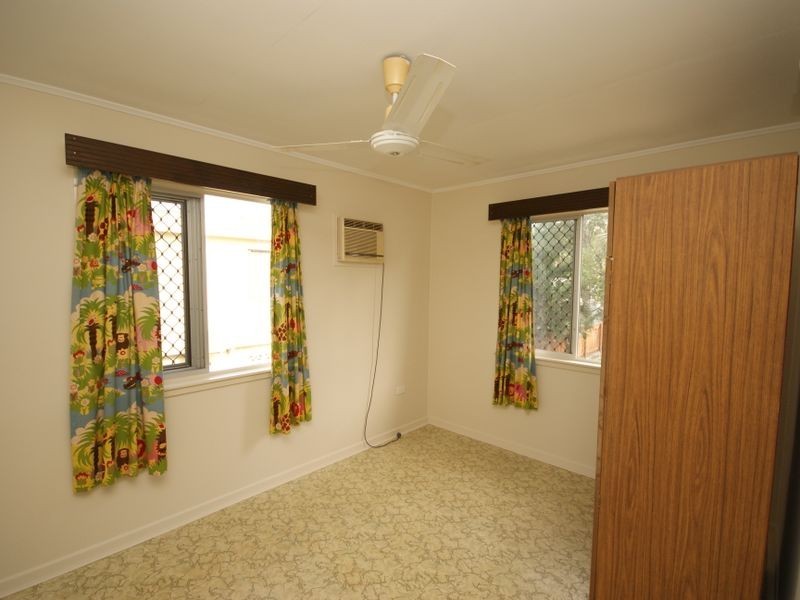 45 Merryl Street, Rasmussen QLD 4815
