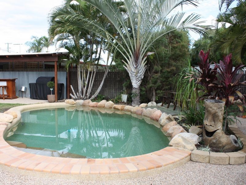 8 Feeney Avenue, Rasmussen QLD 4815