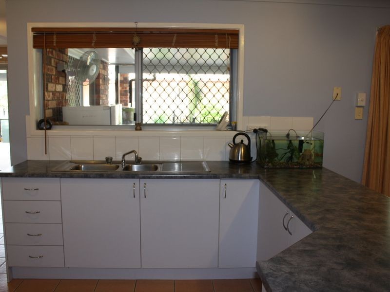 19 Toucan Cres, Condon QLD 4815