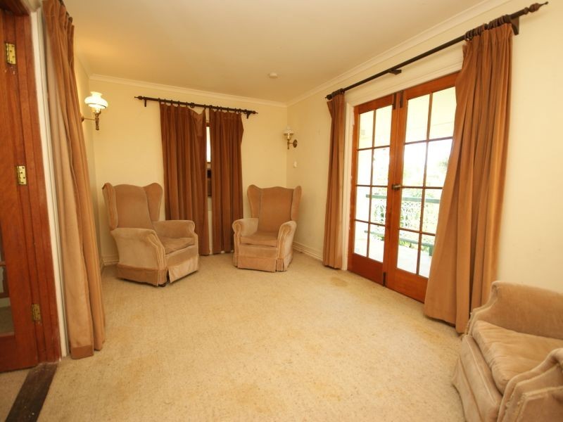 6 Galway Court, Mount Louisa QLD 4814