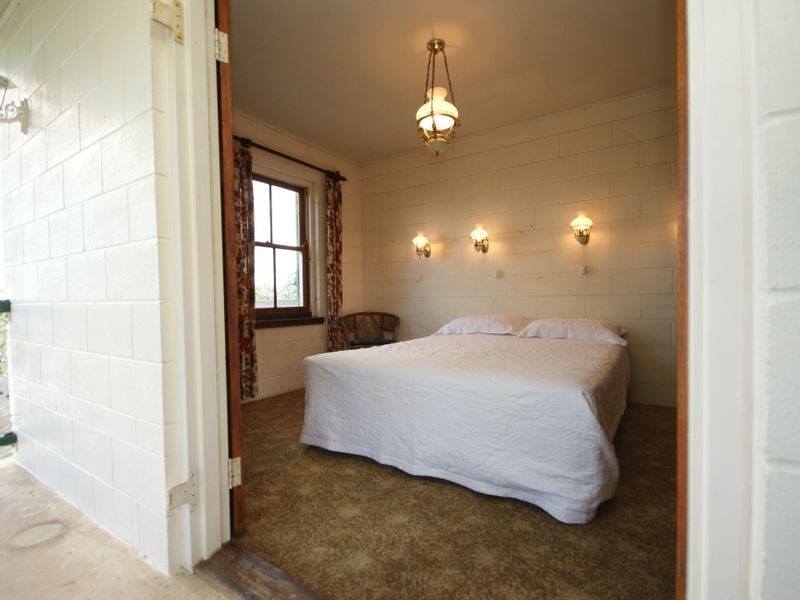 6 Galway Court, Mount Louisa QLD 4814