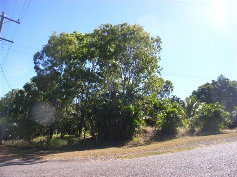 116 Sooning St Nelly Bay, Magnetic Island QLD 4819