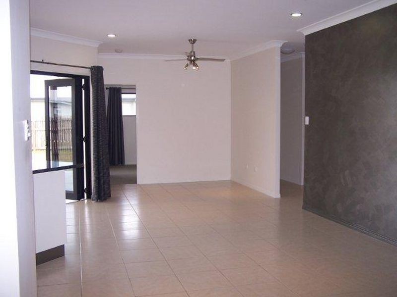 10 Apple Gum Avenue, Mount Low QLD 4818