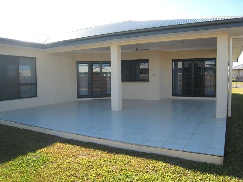 10 Apple Gum Avenue, Mount Low QLD 4818