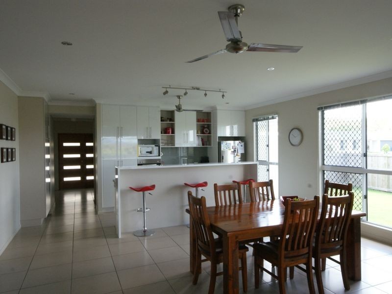 2 Braxton Circuit, Mount Louisa QLD 4814