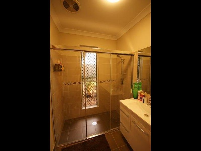 2 Braxton Circuit, Mount Louisa QLD 4814