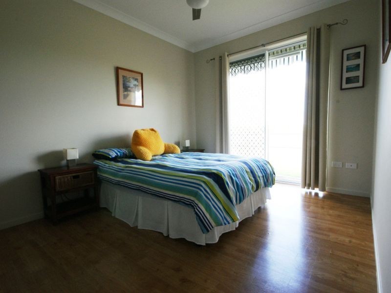 2 Braxton Circuit, Mount Louisa QLD 4814