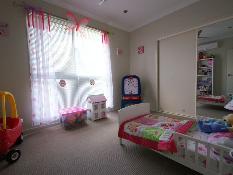 2 Braxton Circuit, Mount Louisa QLD 4814