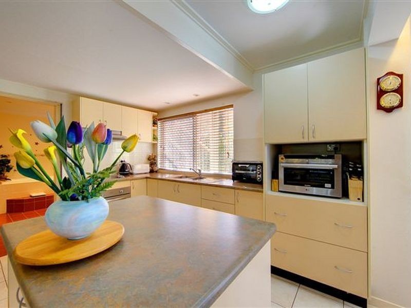 1 Nowland Avenue, Cranbrook QLD 4814