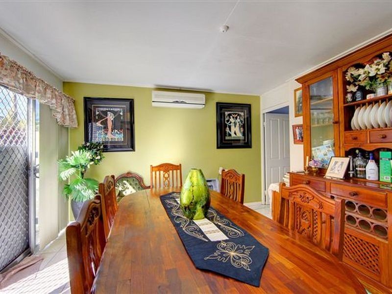 1 Nowland Avenue, Cranbrook QLD 4814