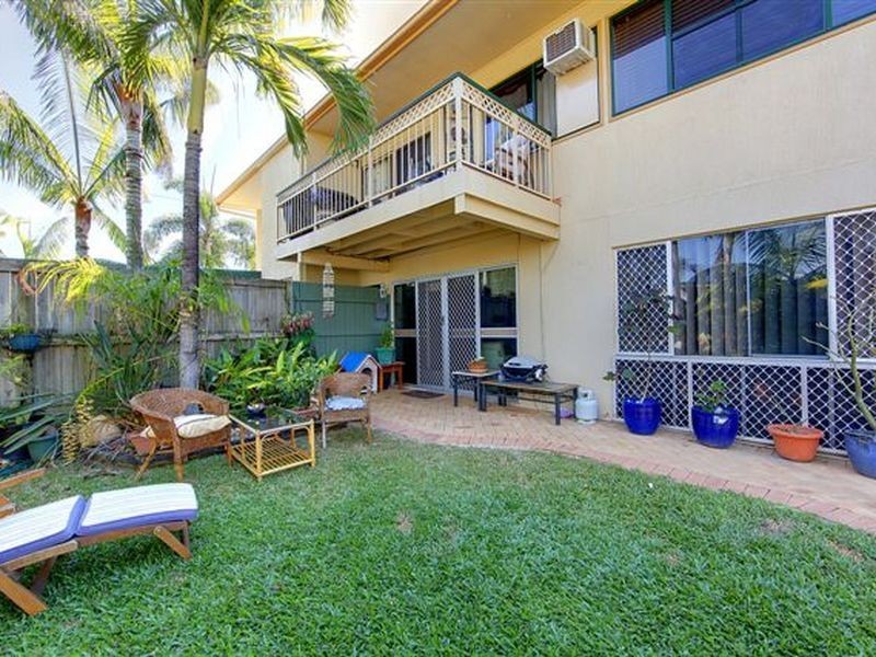 1 Nowland Avenue, Cranbrook QLD 4814