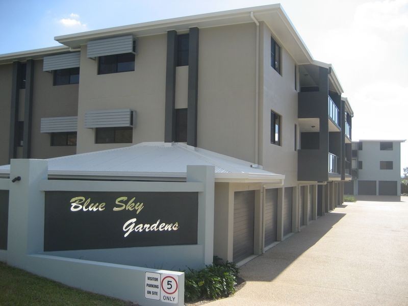 Units Angus Smith Drive, Douglas QLD 4814