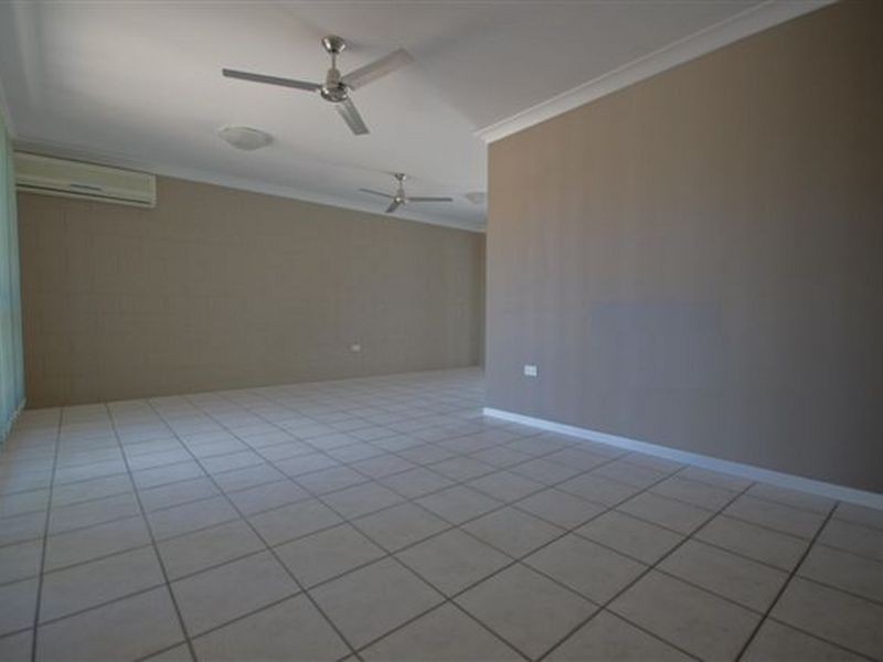 27 Martello Drive, Kirwan QLD 4817