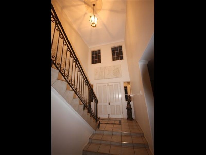 9 Cardwell  Court, Kirwan QLD 4817