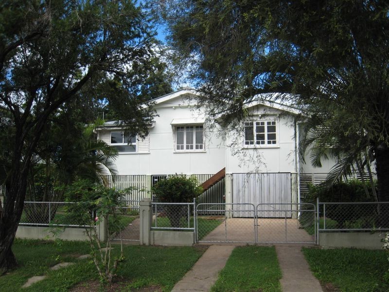 89 Robertson Street, Railway Estate QLD 4810